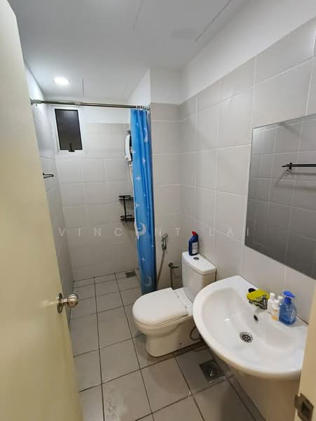 Pangsapuri untuk Disewa di Residensi Seri Wahyu - Vincent Lai - Bathroom - PropertyGuru.com.my