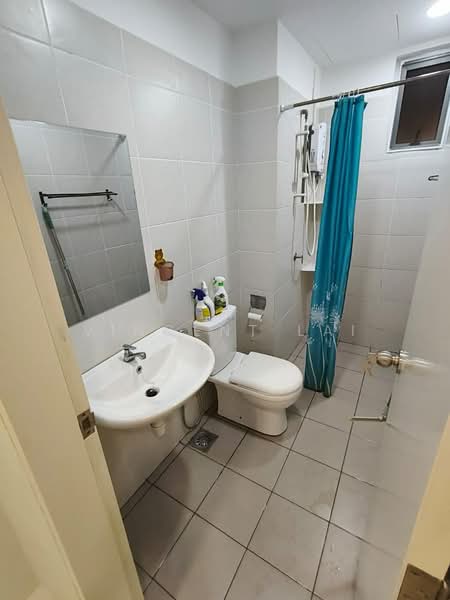 Pangsapuri untuk Disewa di Residensi Seri Wahyu - Vincent Lai - Bathroom - PropertyGuru.com.my