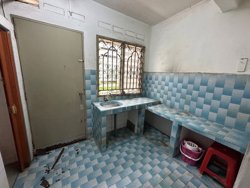 Terraced House for Sale in Bandar Selesa Jaya (Skudai) - Shu Ying - Kitchen - PropertyGuru.com.my