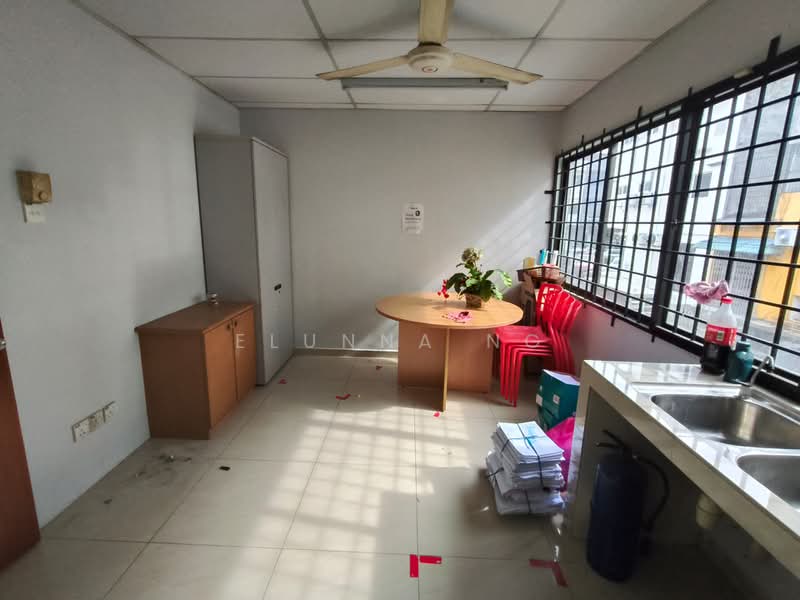 Shop / Office for Rent in Taman Johor Jaya (Johor Bahru) - Elunna Ng - PropertyGuru.com.my