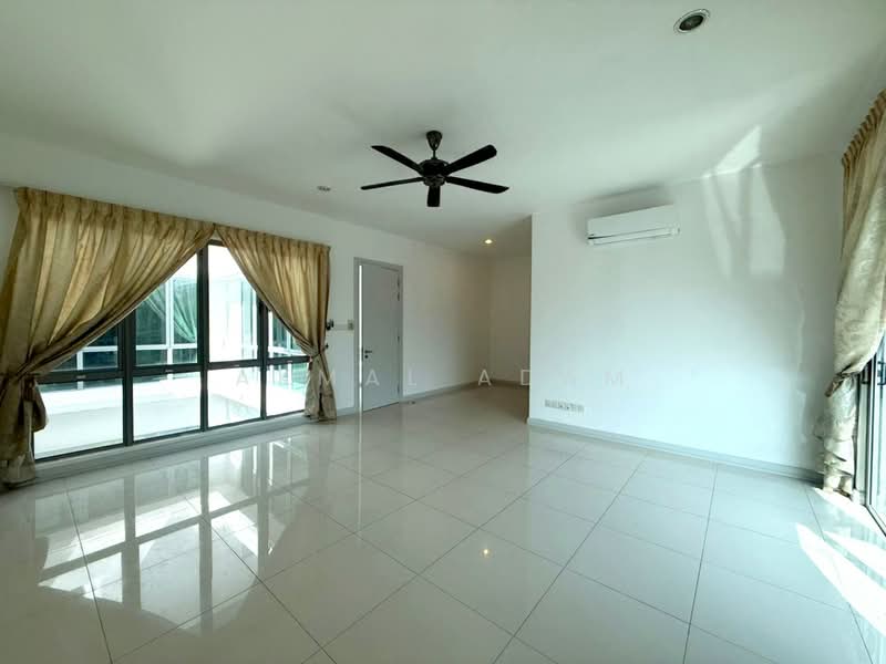 Rumah Teres 2-Tingkat untuk Dijual di Setia Eco Glades (Cyberjaya) - Akmal Adam - Living Room - PropertyGuru.com.my