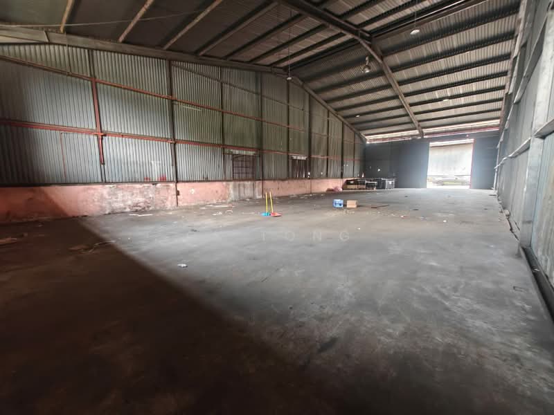Warehouse for Rent in Jalan Kuching (Kuala Lumpur) - CK Tong - Interior - PropertyGuru.com.my