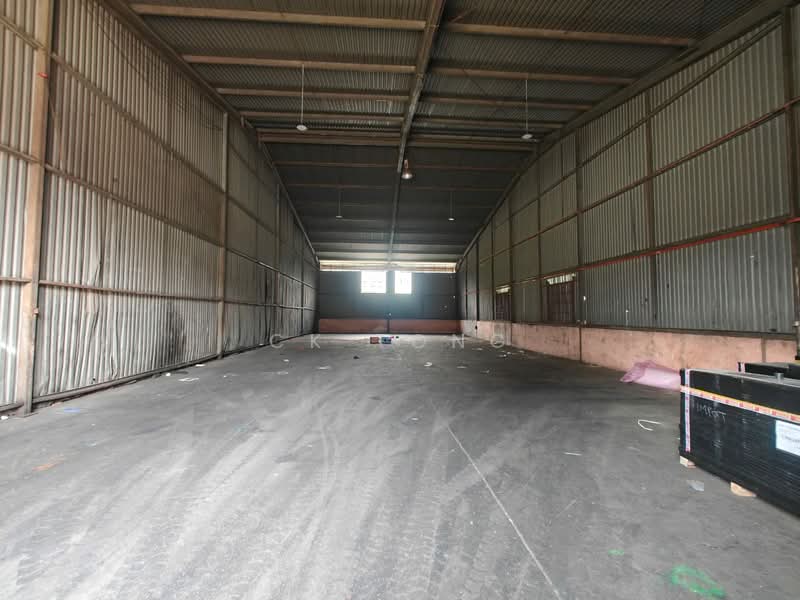 Warehouse for Rent in Jalan Kuching (Kuala Lumpur) - CK Tong - Interior - PropertyGuru.com.my