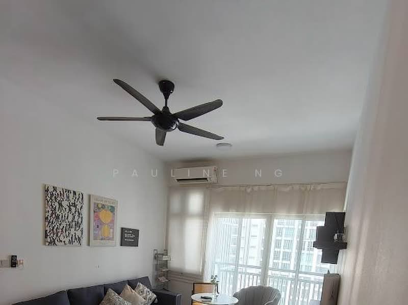Servis Apartment untuk Disewa di Meridin Bayvue Serviced Apartment - Pauline Ng - Living Room - PropertyGuru.com.my