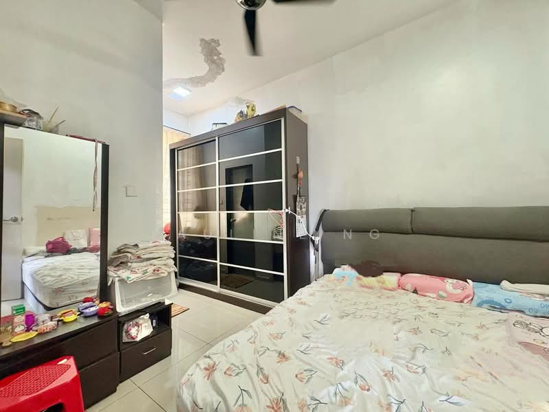 Rumah Teres 2-Tingkat untuk Dijual di Ulu Tiram (Johor) - Pauline Ng - Bedroom - PropertyGuru.com.my