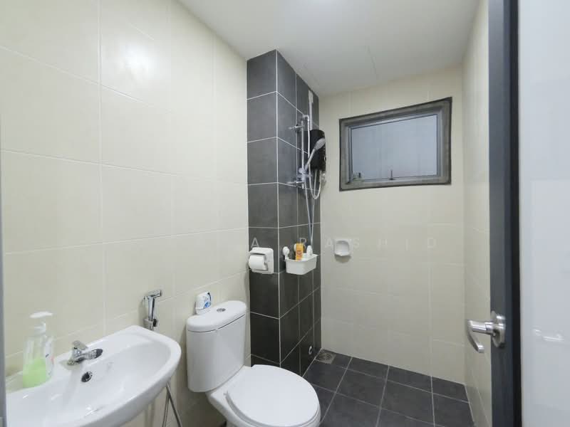 Townhouse for Sale in Bandar Puncak Alam (Puncak Alam) - Fahana Rashid - Bathroom - PropertyGuru.com.my