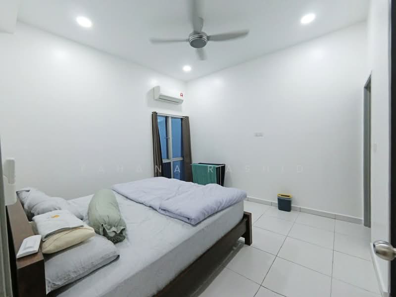 Townhouse for Sale in Bandar Puncak Alam (Puncak Alam) - Fahana Rashid - Bedroom - PropertyGuru.com.my