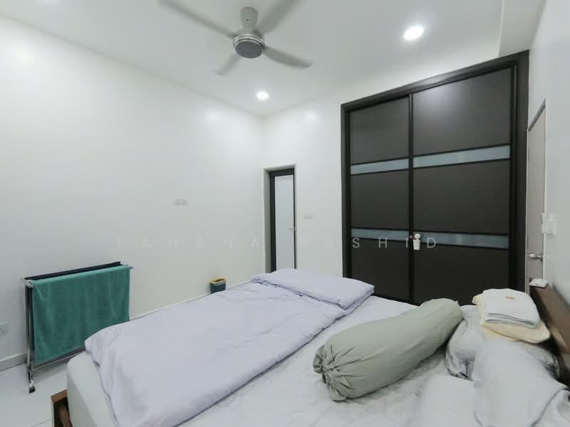 Townhouse for Sale in Bandar Puncak Alam (Puncak Alam) - Fahana Rashid - Bedroom - PropertyGuru.com.my