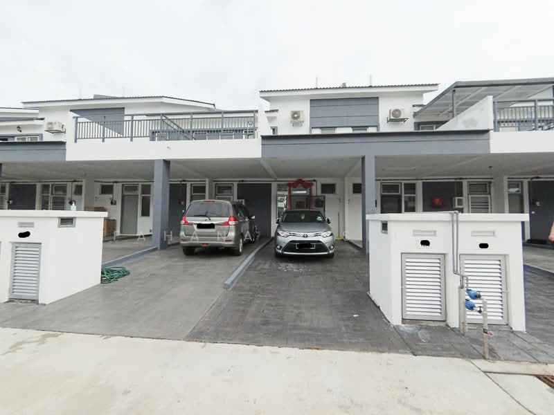 Townhouse for Sale in Bandar Puncak Alam (Puncak Alam) - Fahana Rashid - Exterior - PropertyGuru.com.my