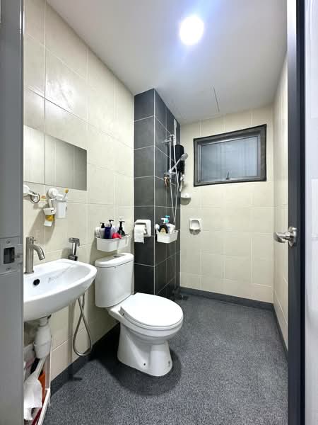 Townhouse for Sale in Bandar Puncak Alam (Puncak Alam) - Fahana Rashid - Bathroom - PropertyGuru.com.my