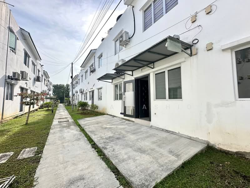 Townhouse for Sale in Bandar Puncak Alam (Puncak Alam) - Fahana Rashid - Exterior - PropertyGuru.com.my