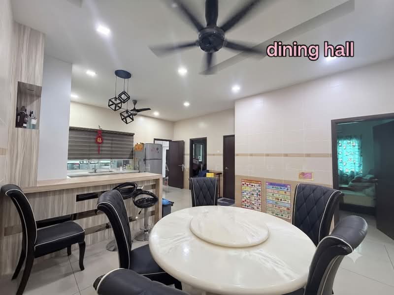 Rumah Berkembar untuk Dijual di Taman Sri Andalas (Klang) - Stephanie Quek - Dining Room - PropertyGuru.com.my