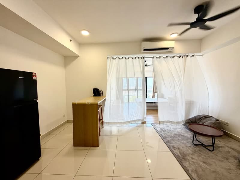 Servis Apartment untuk Disewa di EDUSENTRAL - Fong Yan - Living Room - PropertyGuru.com.my