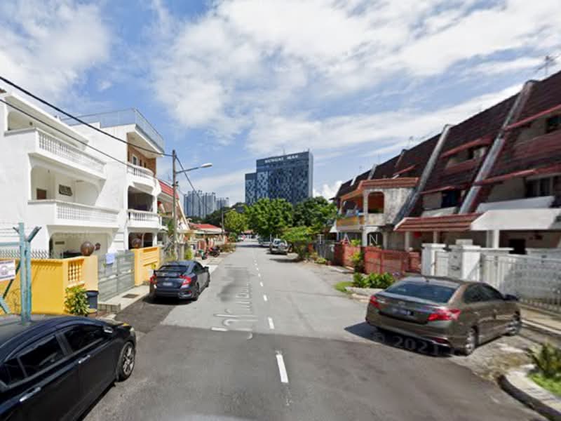 Rumah Teres 2.5 Tingkat untuk Disewa di Jalan Ipoh (Kuala Lumpur) - Keanu Tan - Exterior - PropertyGuru.com.my