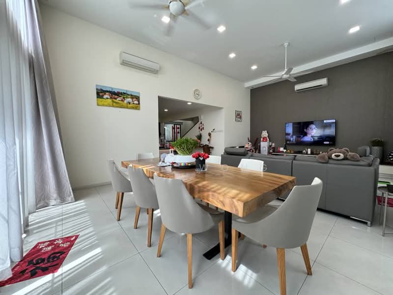 Rumah Berkembar untuk Dijual di Taman Connaught (Cheras) - Nick Wong - PropertyGuru.com.my