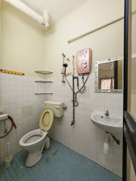 Apartment for Sale at Opal Apartment Kepong - Yean Ma - Bathroom - PropertyGuru.com.my