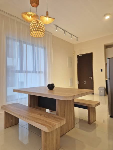Kondominium untuk Disewa di Kings Bay @ Country Garden Danga Bay - Pauline Ng - Dining Room - PropertyGuru.com.my