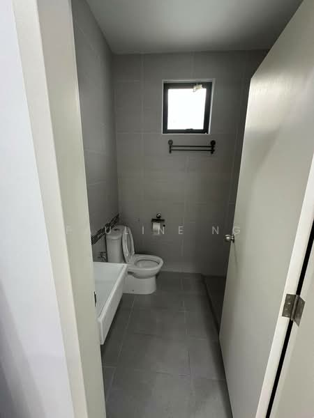 Rumah Teres untuk Disewa di Taman Desa Tebrau (Tebrau) - Pauline Ng - Bathroom - PropertyGuru.com.my