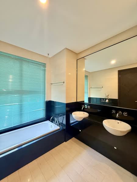 Rumah Teres 2.5 Tingkat untuk Dijual di Seri Tanjung Pinang (Tanjung Tokong) - Evonne Lim - Bathroom - PropertyGuru.com.my