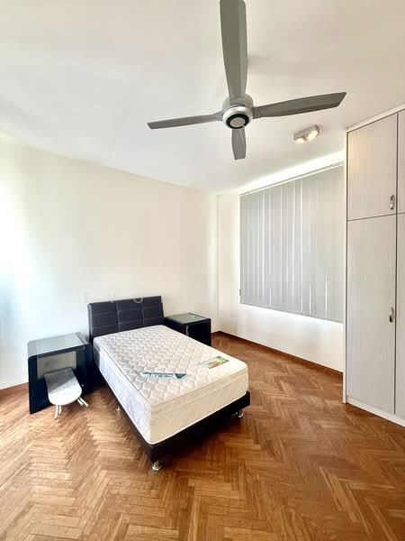 Rumah Teres 2.5 Tingkat untuk Dijual di Seri Tanjung Pinang (Tanjung Tokong) - Evonne Lim - Bedroom - PropertyGuru.com.my