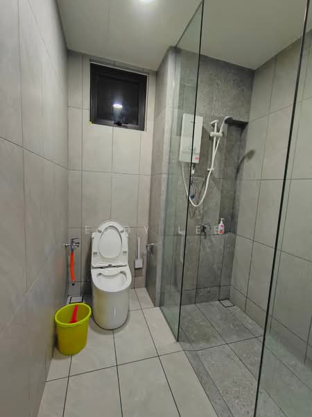 Servis Apartment untuk Disewa di Emerald 9 - Eddy Lee - Bathroom - PropertyGuru.com.my