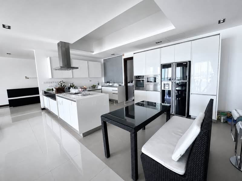 Kondominium untuk Dijual di Infinity Beachfront Condominium - Michelle Lai - Kitchen - PropertyGuru.com.my