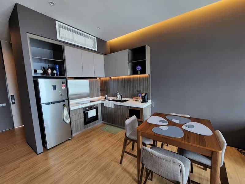 Service Residence for Sale at City of Dreams - Amy Tan - Kitchen - PropertyGuru.com.my