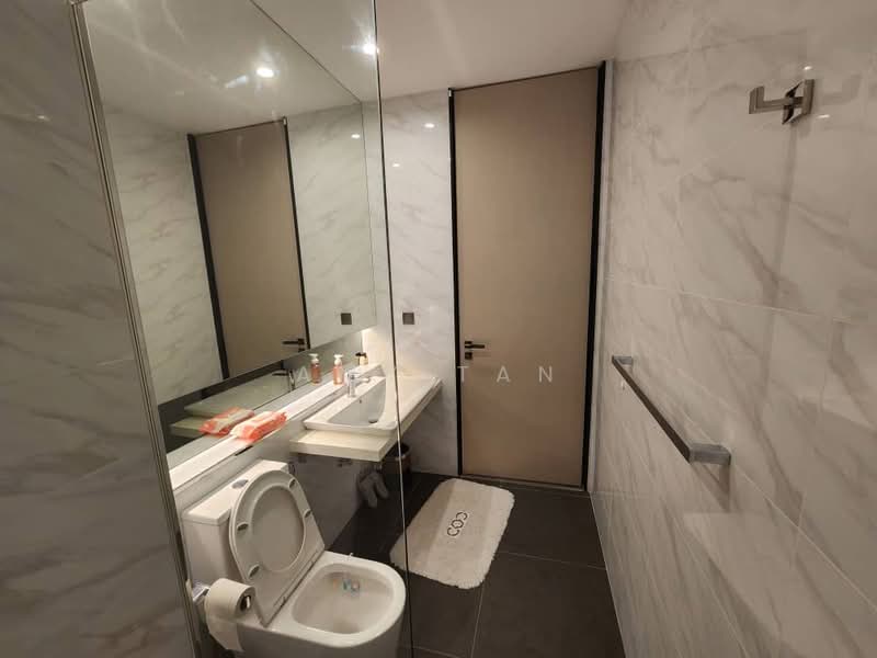 Service Residence for Sale at City of Dreams - Amy Tan - Bathroom - PropertyGuru.com.my