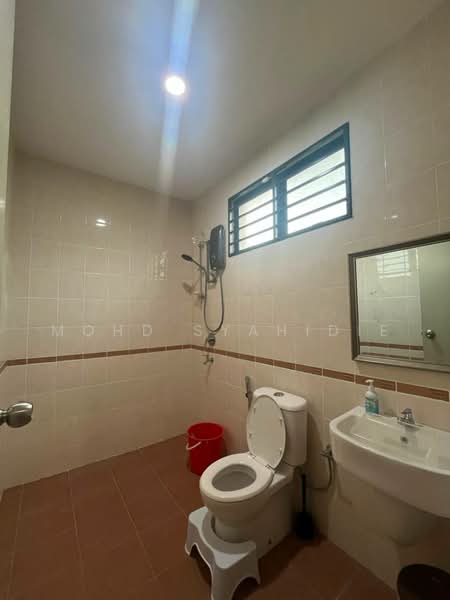Rumah Banglo untuk Dijual di Sungai Buloh (Selangor) - Mohd Syahidie - Bathroom - PropertyGuru.com.my