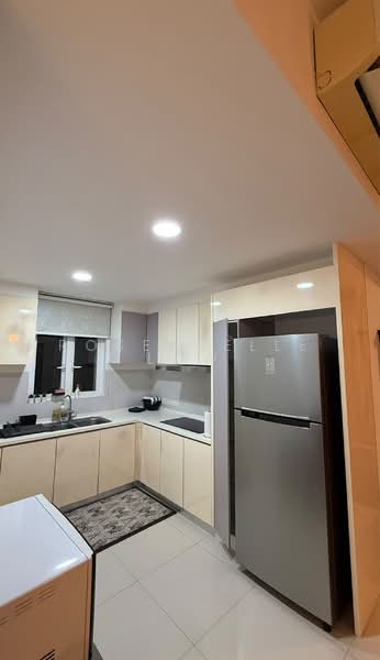 Condominium for Rent at Verdi Eco-Dominiums - Roseabelle Low - Kitchen - PropertyGuru.com.my
