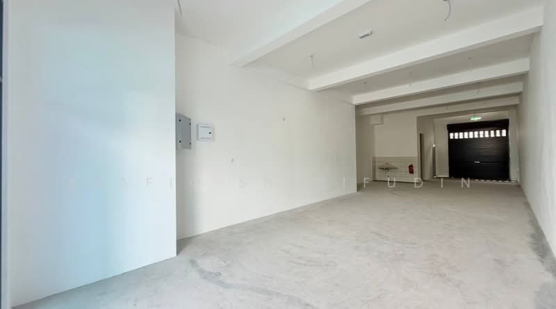 Shop / Office for Sale in Seksyen 35 (Shah Alam) - Syafiq Sharifudin - PropertyGuru.com.my