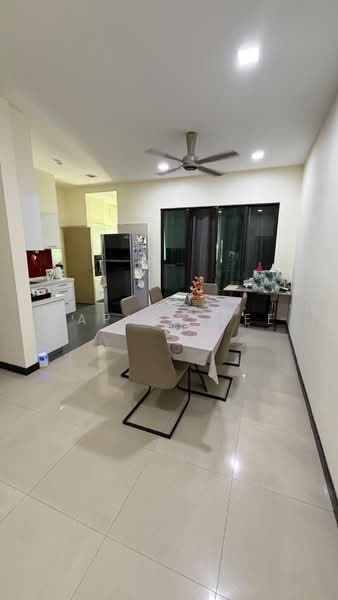 Rumah Teres 2 Tingkat untuk Dijual di Taman Laguna (Johor Bahru) - Daphne Lee - Dining Room - PropertyGuru.com.my