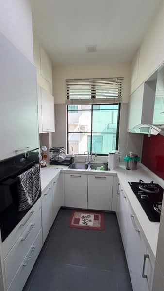 Rumah Teres 2 Tingkat untuk Dijual di Taman Laguna (Johor Bahru) - Daphne Lee - Kitchen - PropertyGuru.com.my