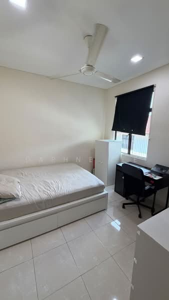 Rumah Teres 2 Tingkat untuk Dijual di Taman Laguna (Johor Bahru) - Daphne Lee - PropertyGuru.com.my