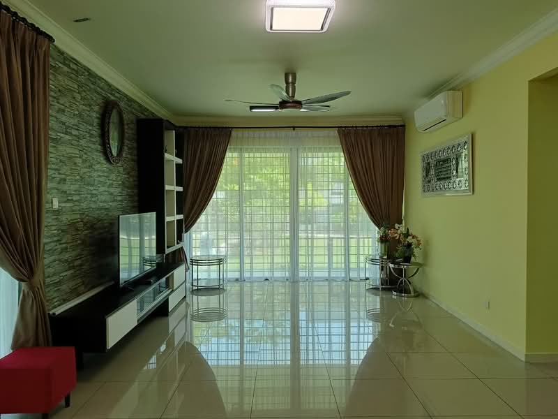 Rumah Bandar untuk Disewa di Shah Alam (Selangor) - Joey Koh - Living Room - PropertyGuru.com.my