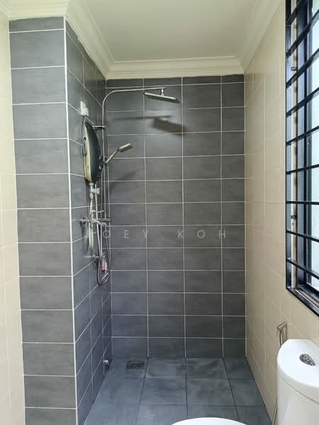 Rumah Bandar untuk Disewa di Shah Alam (Selangor) - Joey Koh - Bathroom - PropertyGuru.com.my