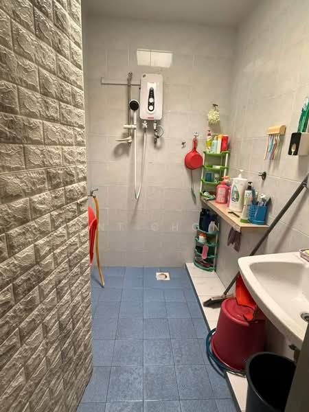 1-storey Terraced House for Sale in Mantin (Negeri Sembilan) - Kent Chong - Bathroom - PropertyGuru.com.my