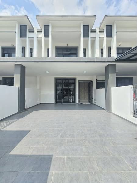 Terraced House for Rent in Johor Bahru (Johor) - Pauline Ng - Exterior - PropertyGuru.com.my