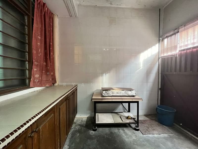 2-storey Terraced House for Sale in Taman Pulasan (Alor Setar) - Ryan Ooi - Kitchen - PropertyGuru.com.my