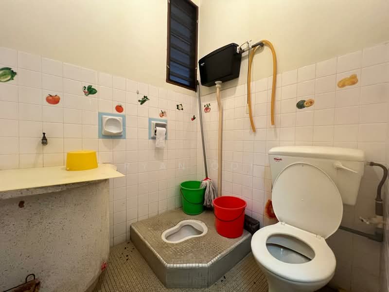 2-storey Terraced House for Sale in Taman Pulasan (Alor Setar) - Ryan Ooi - Bathroom - PropertyGuru.com.my