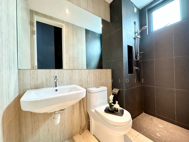 Rumah Teres 2 Tingkat untuk Dijual di Selayang (Selangor) - Mohd Syahidie - Bathroom - PropertyGuru.com.my