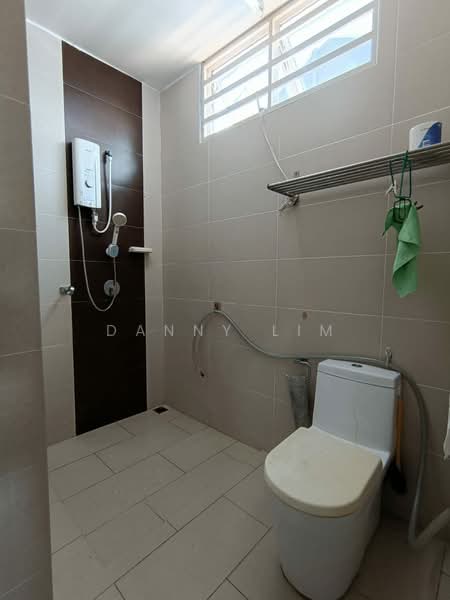 Rumah Berkembar untuk Dijual di Sungai Ara (Penang) - Danny Lim - Bathroom - PropertyGuru.com.my
