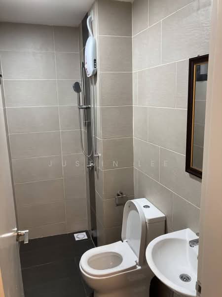 Servis Apartment untuk Disewa di Tuan Residency - Justin Lee - Bathroom - PropertyGuru.com.my