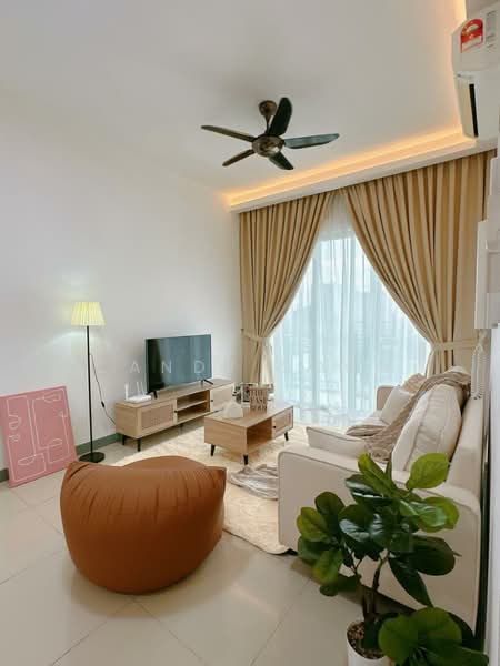 Servis Apartment untuk Dijual di Southbank Residence - Candy Soon - Living Room - PropertyGuru.com.my