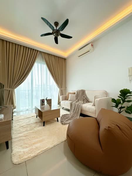 Servis Apartment untuk Dijual di Southbank Residence - Candy Soon - Living Room - PropertyGuru.com.my
