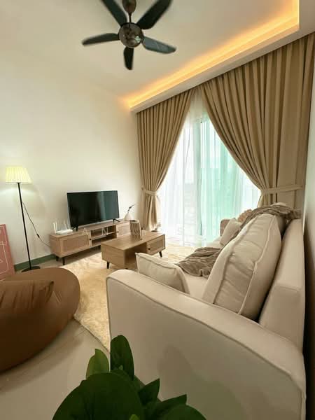 Servis Apartment untuk Dijual di Southbank Residence - Candy Soon - Living Room - PropertyGuru.com.my