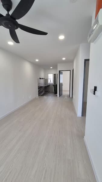 Townhouse for Rent in KL City Centre (Kuala Lumpur) - Ivan Tan - Kitchen - PropertyGuru.com.my