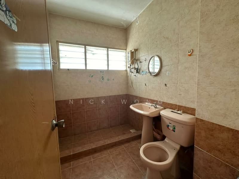 Rumah Teres 2 Tingkat untuk Dijual di Taman Bukit Anggerik (Cheras) - Nick Wong - PropertyGuru.com.my