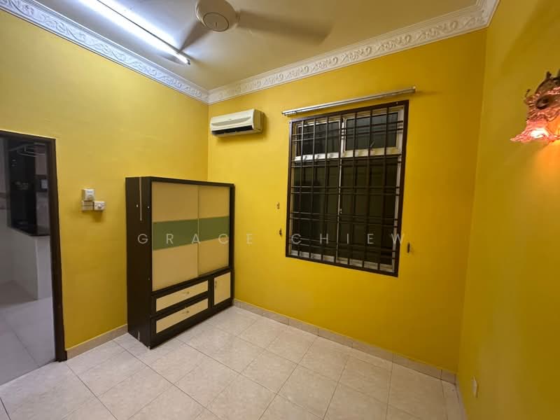 2-storey Terraced House for Sale in Taman Bestari Indah (Ulu Tiram) - Grace Chiew - PropertyGuru.com.my