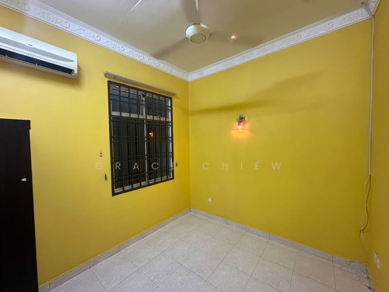 2-storey Terraced House for Sale in Taman Bestari Indah (Ulu Tiram) - Grace Chiew - PropertyGuru.com.my